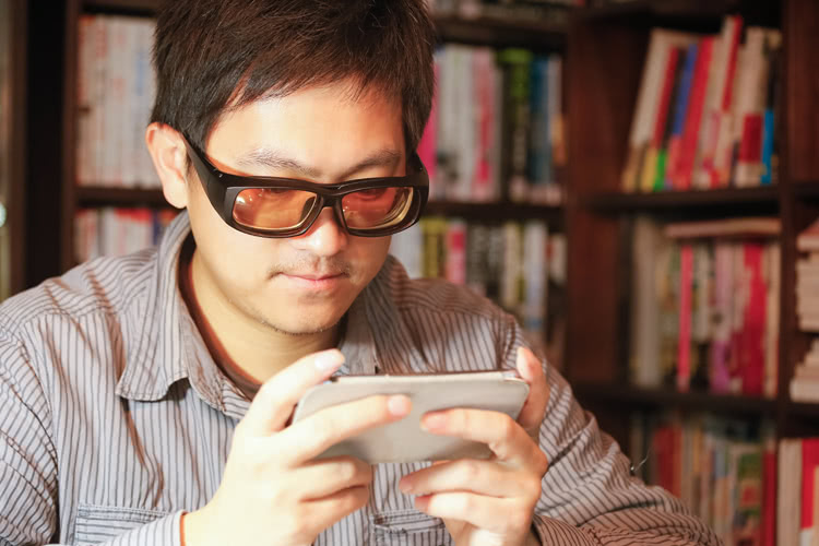 抗藍光眼鏡 BOOK（白）－ 低頭族•手機族•平板族•電腦族 防 3C 害眼必備